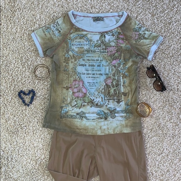 Vintage Vanilla Sugar tee with rhinestones - Picture 1 of 4